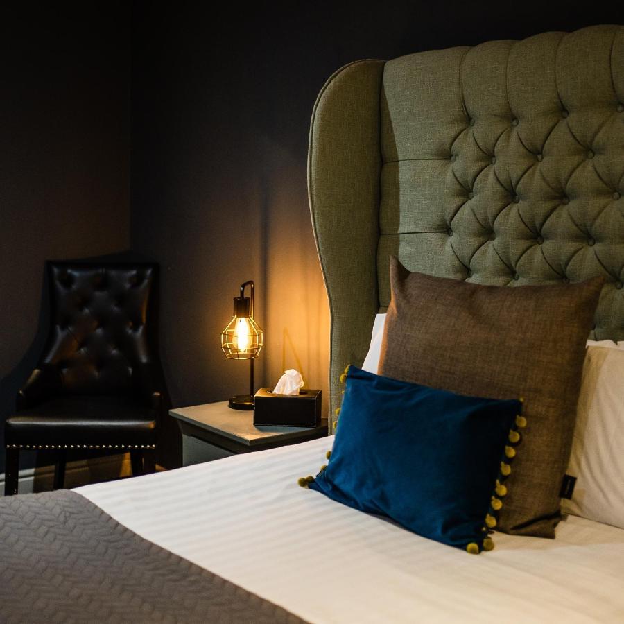 The Vicarage Hotel Holmes Chapel Luaran gambar