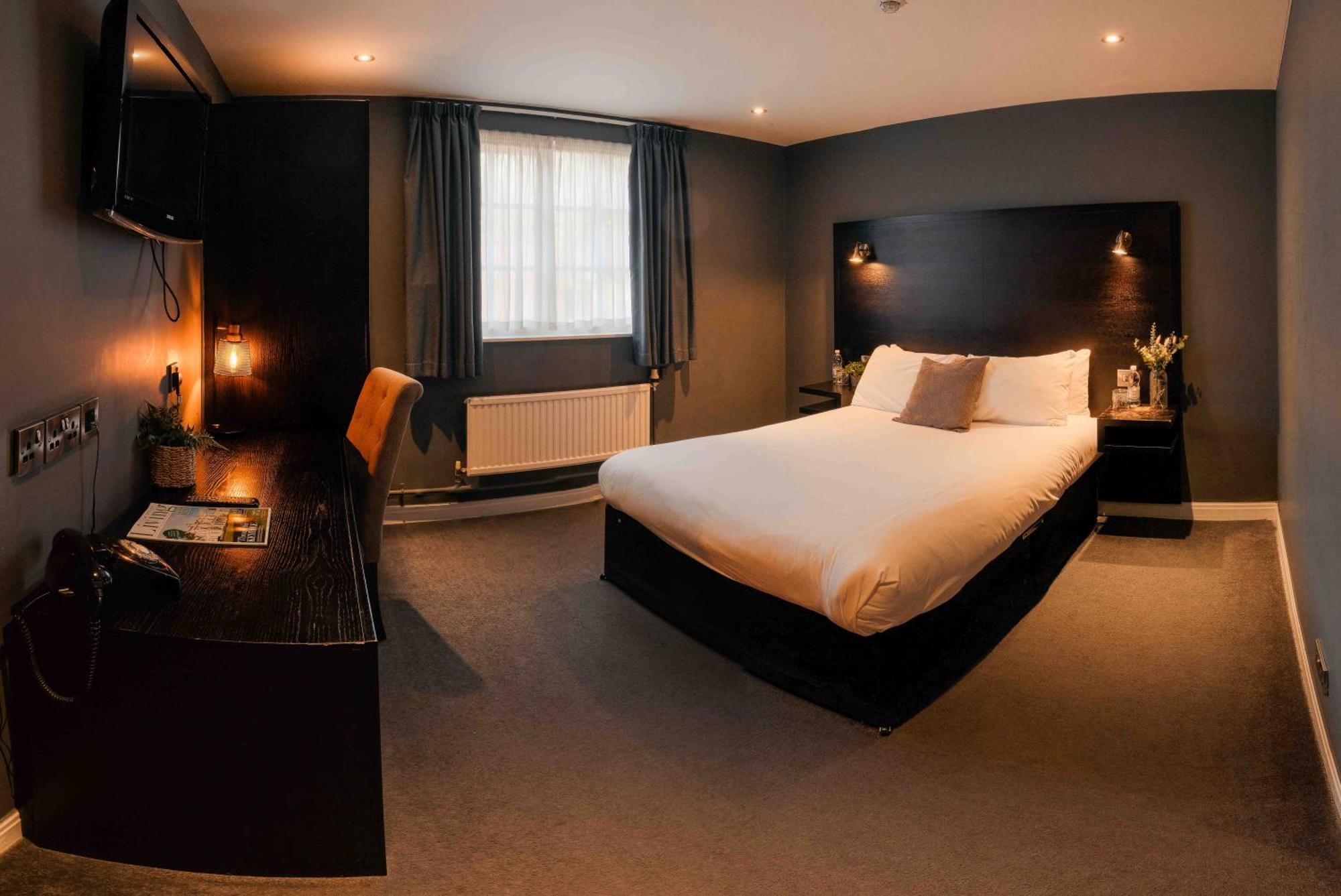 The Vicarage Hotel Holmes Chapel Luaran gambar