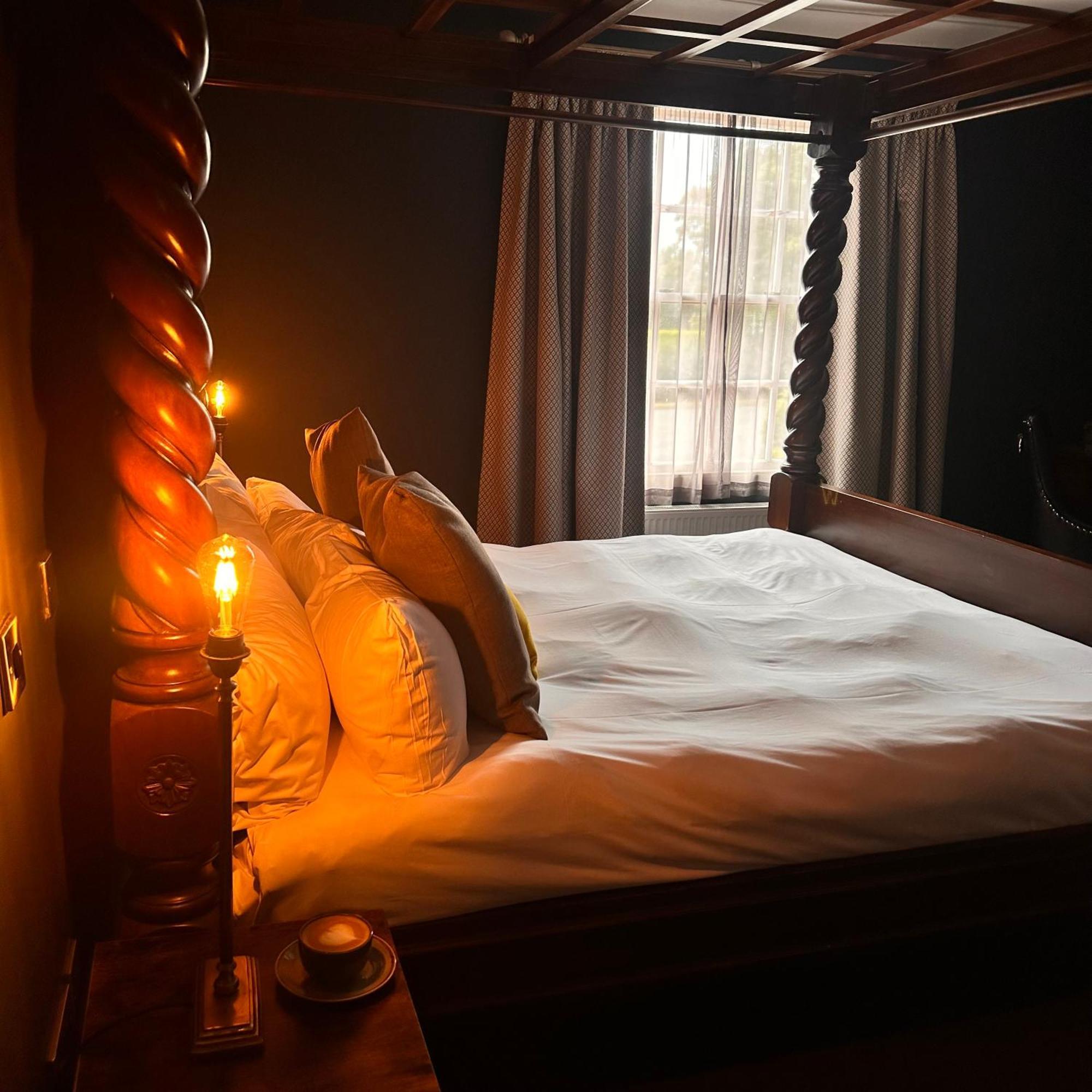 The Vicarage Hotel Holmes Chapel Luaran gambar
